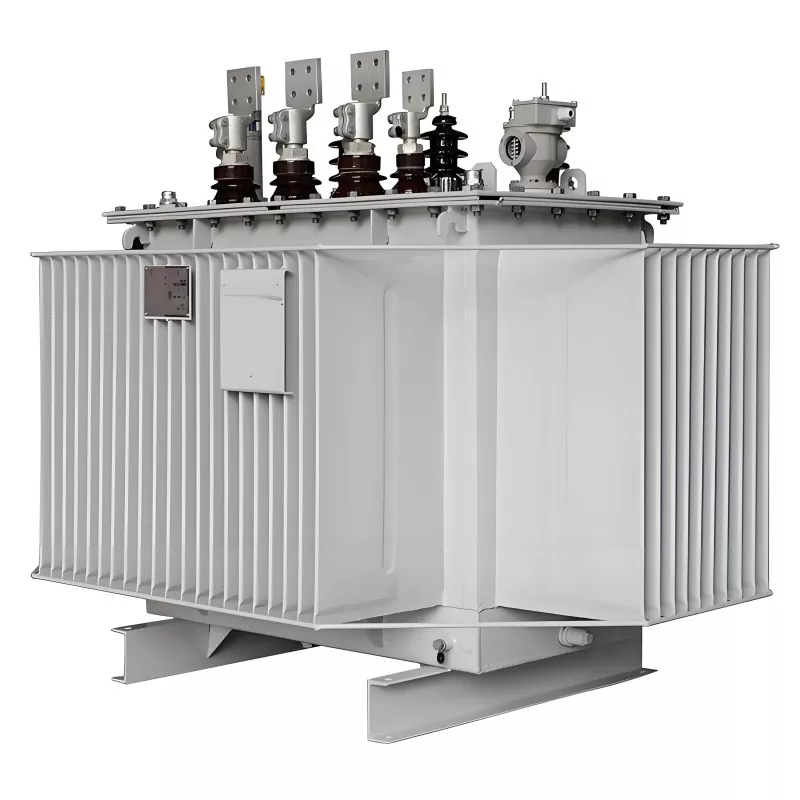 Como um transformador imerso em óleo melhora a eficiência da distribuição de energia?